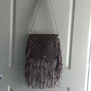 Purse-Purchased but NEVER USED! Cleaning Out And MOVING ON!